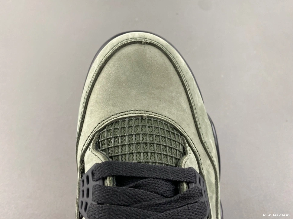 - Undefeated 2025 Jun x IB1519-200 4 Air - Jordan 1129